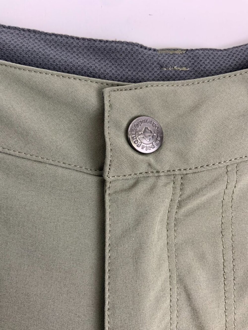 Patagonia Happy Hike Women's Shorts in Olive/Army Green Sz 6 - Picture 4 of 16
